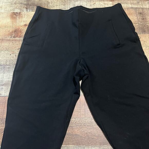 Chico's | Women's Black Ponte Knit Pull On Stretch Career Ankle Pants Sz 2 Sz L - Picture 2 of 4